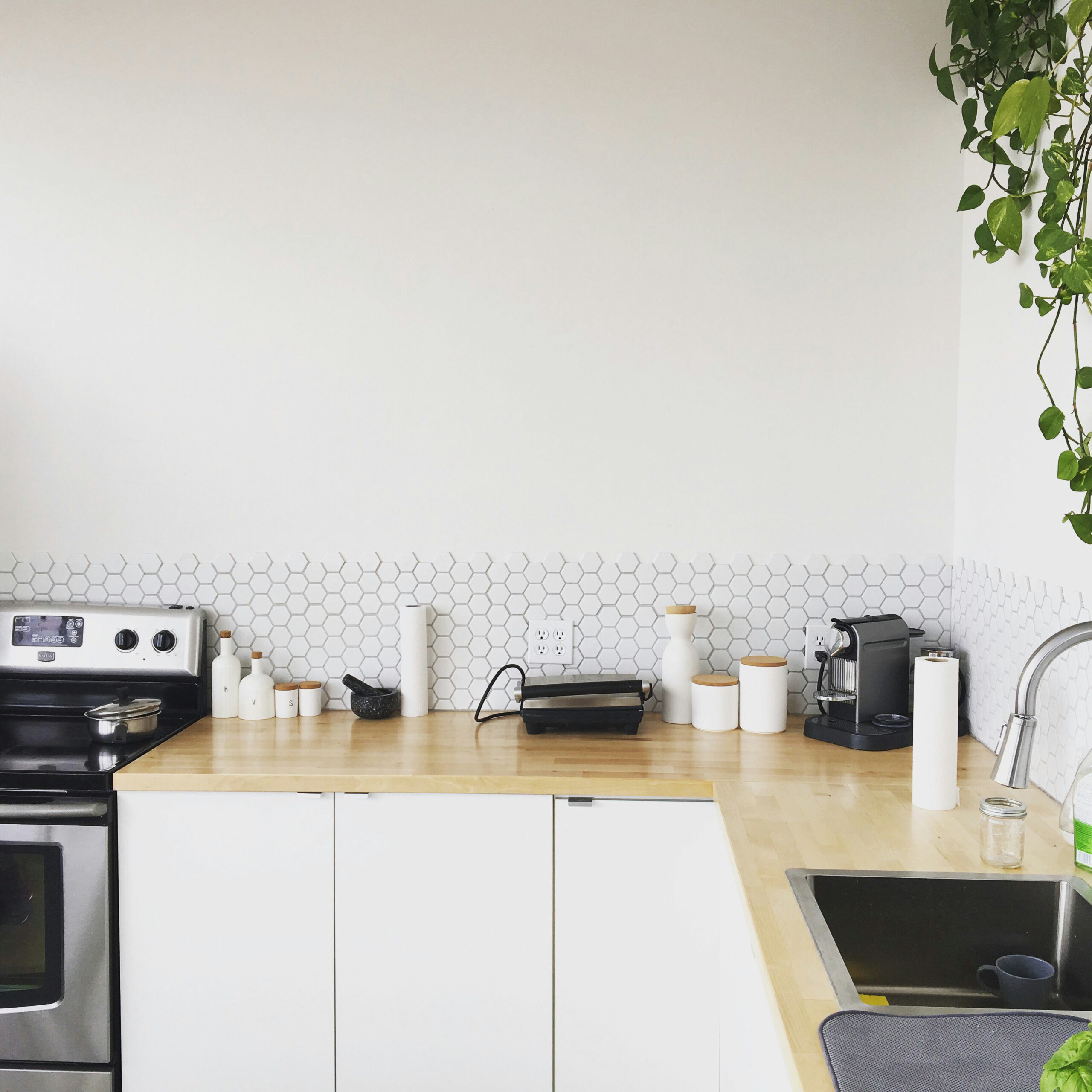 Read more about the article 5 Signs It’s Time to Upgrade Your Home Appliances
