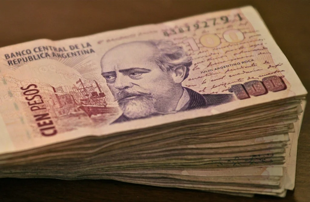 cien pesos